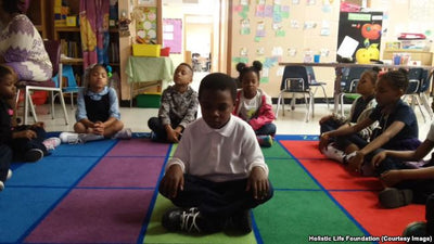 Yoga Exercises Added to US School Programs
